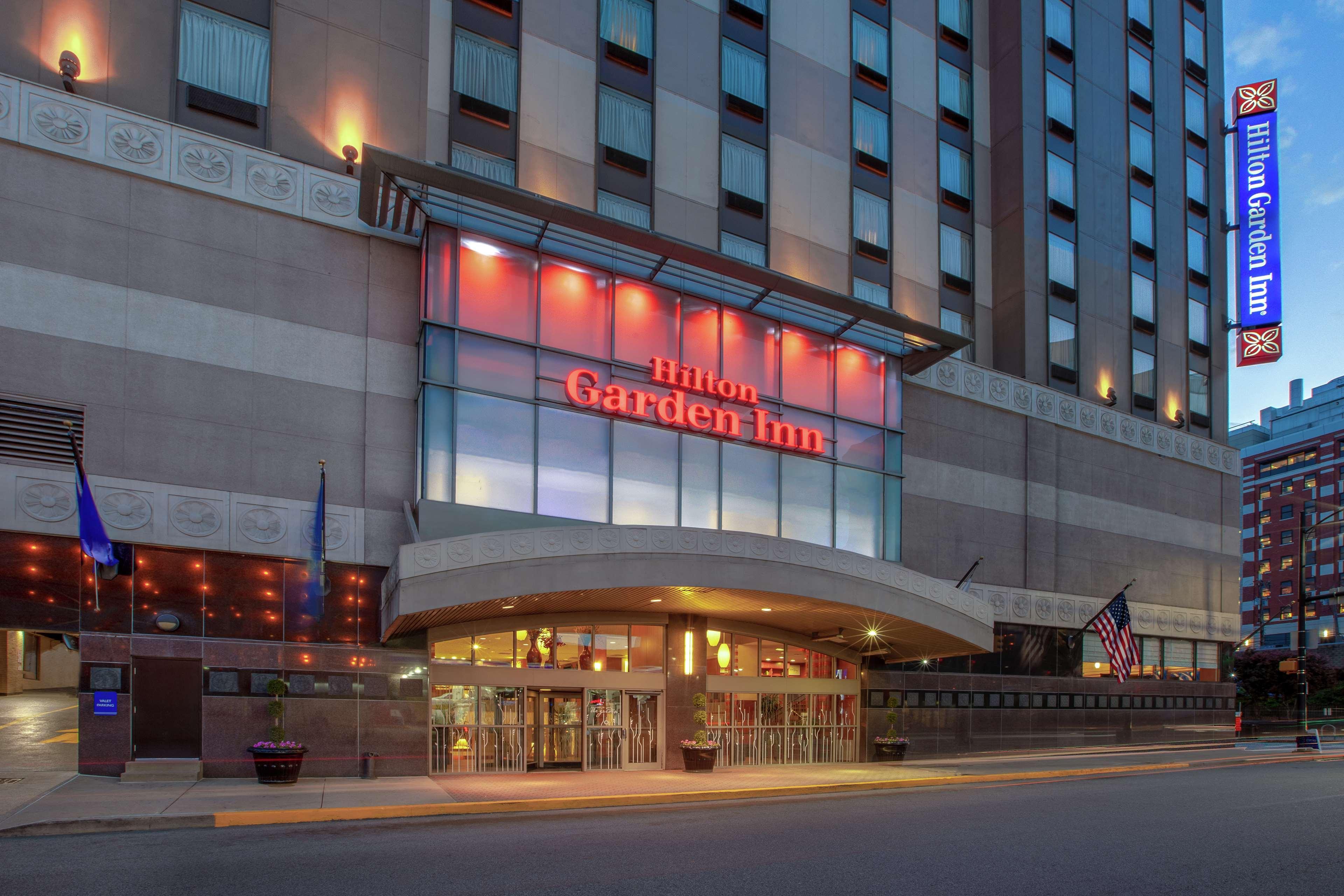 Hilton Garden Inn Pittsburgh University Place Extérieur photo