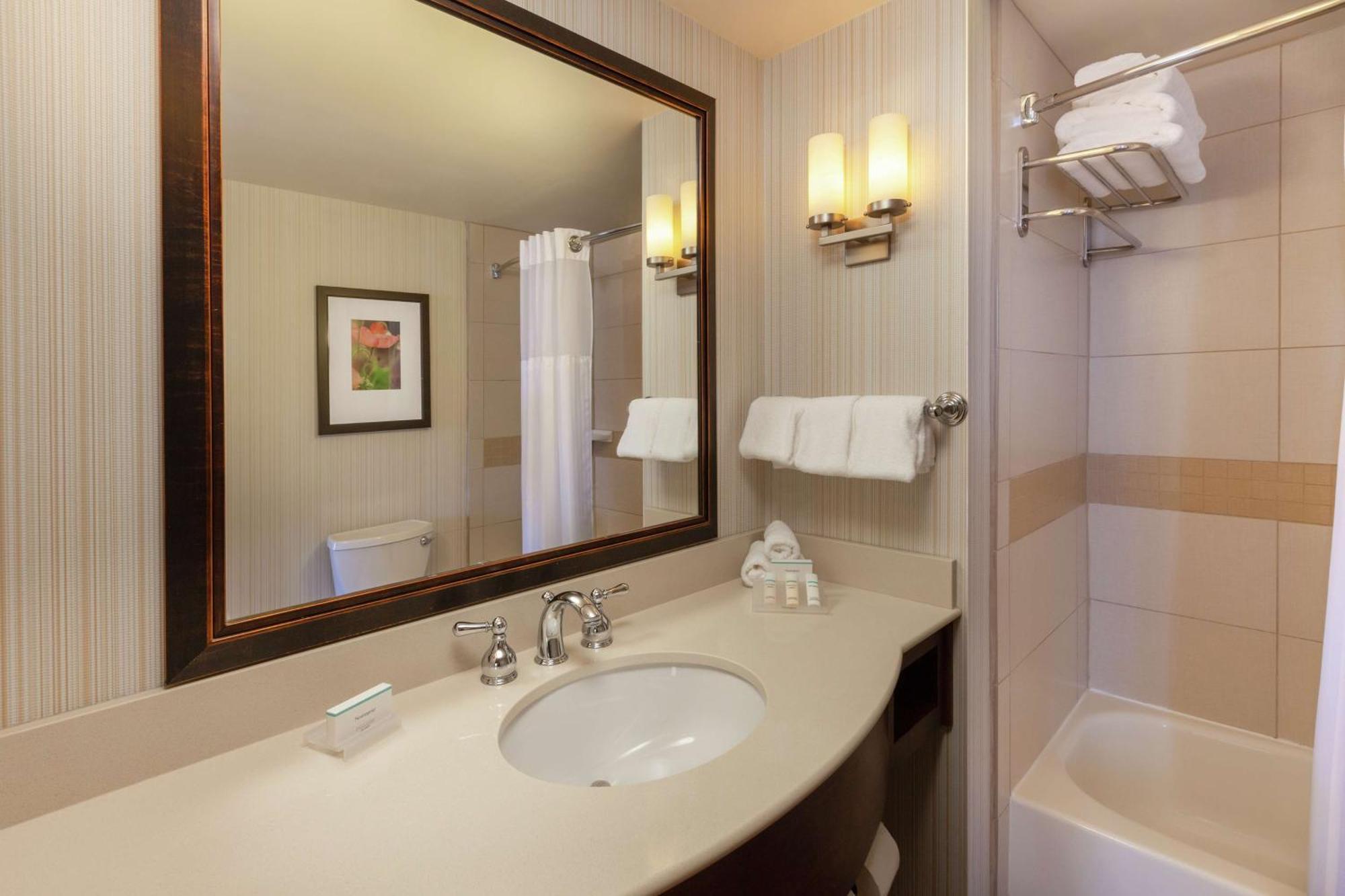 Hilton Garden Inn Pittsburgh University Place Extérieur photo